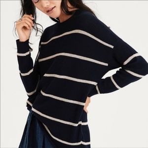 American Eagle Jegging Sweater